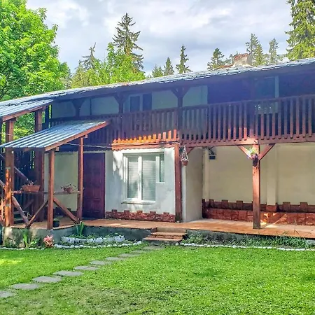 Guest Rooms- Klepalski House 3*