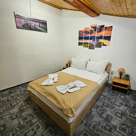 ゲストハウス Guest Rooms- Klepalski House 3*