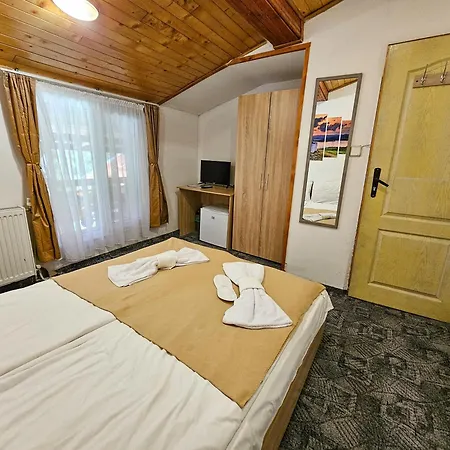 ゲストハウス Guest Rooms- Klepalski House